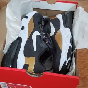 NEW Nike air max 270 react (gs)